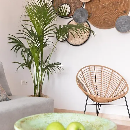 Milos Del Sol 아파트