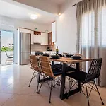 Milos Del Sol דירה אדאמאס