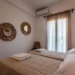 דירה Milos Del Sol אדאמאס