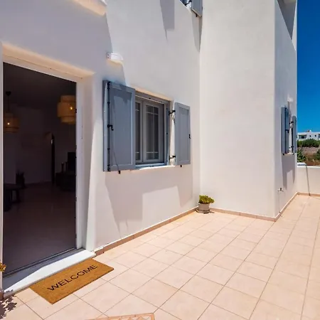 Milos Del Sol Adamantas (Milos)